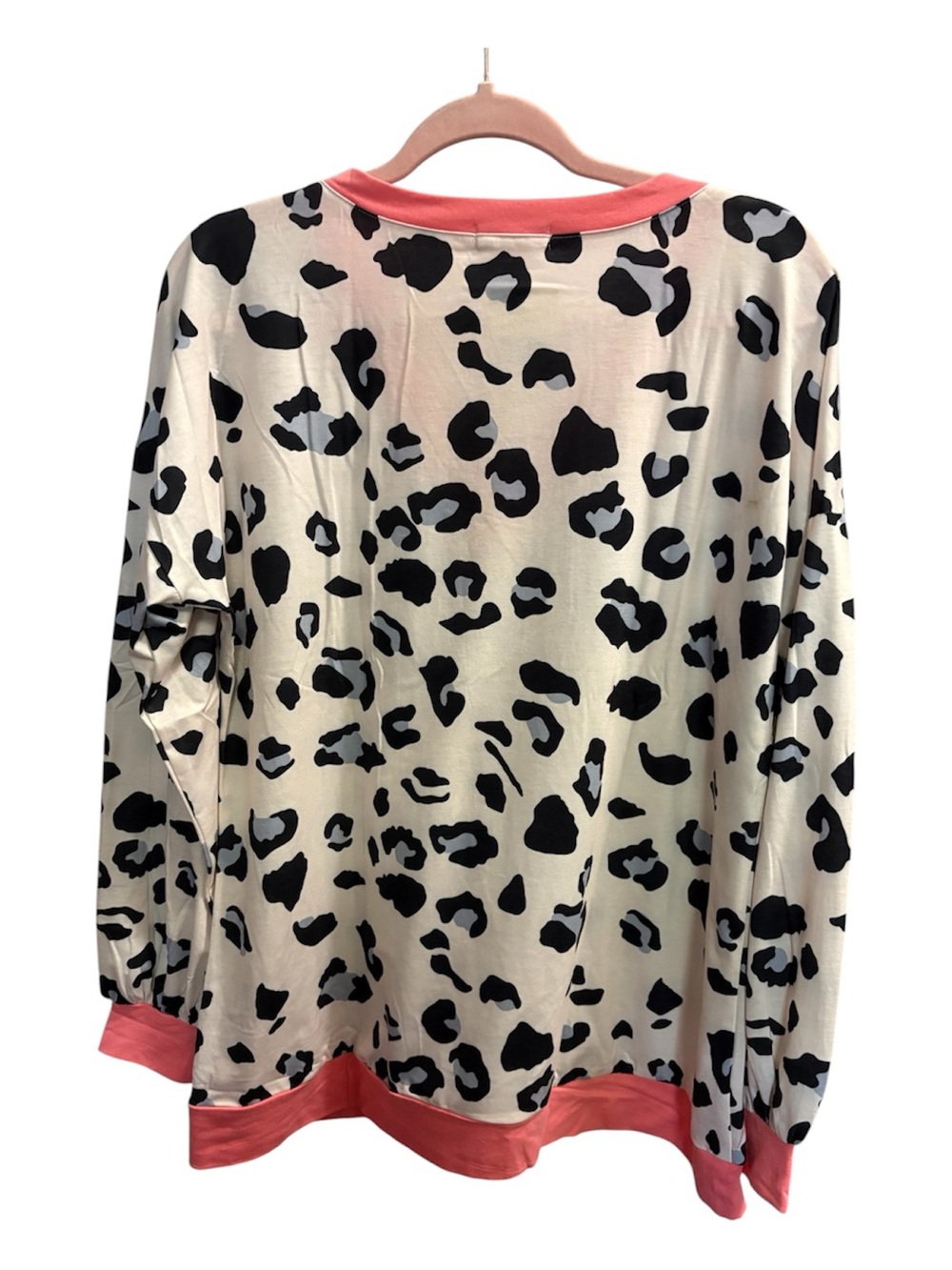 Southern Stitch Leopard Print V-Neck Sweater with Coral Trim - Picture 2 of 3